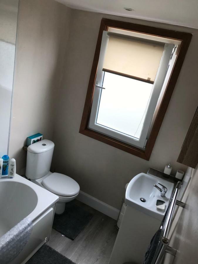 “A Wee Pad In Dunfermline” Apartment Exterior photo